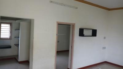 Hall Image of 800 Sq.ft 1 BHK Apartment / Flat for rent in Shastri Nagar Erode for Rs. 5300