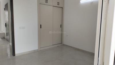 Bedroom Image of 800 Sq.ft 2 BHK Builder Floor for rent in Smartworld Orchard, Sector 61 Gurgaon for Rs. 45000