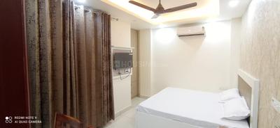 Bedroom Image of 450 Sq.ft 1 RK Builder Floor for rent in Paramount Luxury Floors Sushant Lok 3 B Block, Sector 77 Gurgaon for Rs. 24499