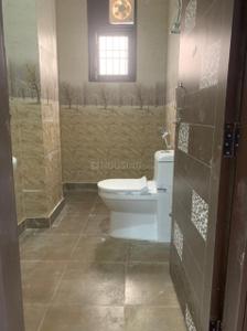 Bathroom Image of 600 Sq.ft 1 BHK Apartment / Flat for sale in Saket New Delhi for Rs. 2800000