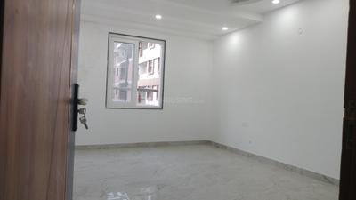 Bedroom Image of 2100 Sq.ft 4 BHK Apartment / Flat for sale in Sector 104 Noida for Rs. 7500000