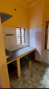 Kitchen Image of 850 Sq.ft 2 BHK Independent House for rent in Patuli Kolkata for Rs. 11000