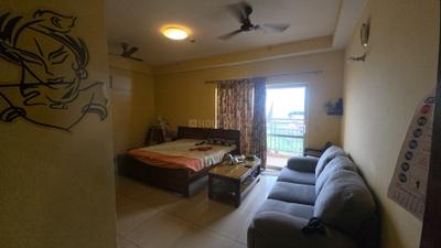 Living Room Image of 1525 Sq.ft 3 BHK Apartment / Flat for sale in Landcraft Golf Links Phase 2, Pandav Nagar Ghaziabad for Rs. 14400000