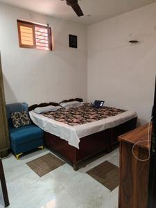 Bedroom Image of 1000 Sq.ft 2.5 BHK Builder Floor for rent in Sector 6 Gurgaon for Rs. 16000