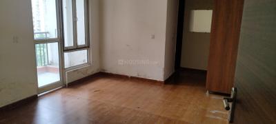 Bedroom Image of 1898 Sq.ft 3 BHK Apartment / Flat for rent in Kingswood Court, Crossings Republik Ghaziabad for Rs. 25000