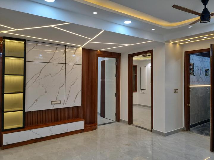 PRIME FLOOR Main Image 1