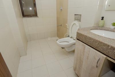 Bathroom Image of 1200 Sq.ft 2 BHK Apartment / Flat for sale in Godrej Oasis, Sector 88A Gurgaon for Rs. 14600000