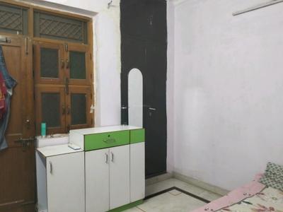 Bedroom Image of 720 Sq.ft 2 BHK Builder Floor for sale in Mukherjee Nagar New Delhi for Rs. 7000000
