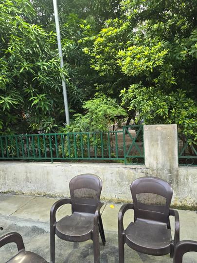 LDA Ratanlok Apartment Main Image 1