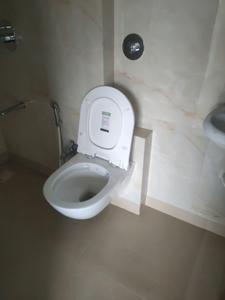Bedroom Image of 420 Sq.ft 1 BHK Apartment / Flat for rent in Hiranandani Regent Hill A B C D And E Wing, Powai Mumbai for Rs. 68000