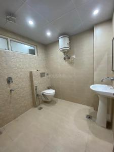 Image of 1250 Sq.ft 3 BHK Builder Floor for sale in Janakpuri, New Delhi for Rs. 20000000
