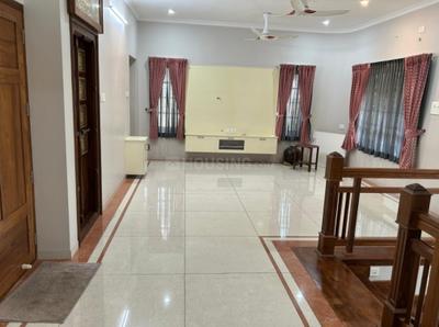 Hall Image of 3100 Sq.ft 3 BHK Independent House for sale in Vyttila Kochi for Rs. 81300000