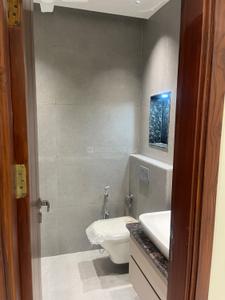 Image of 2000 Sq.ft 3 BHK Builder Floor for rent in Raja Garden, New Delhi for Rs. 85000