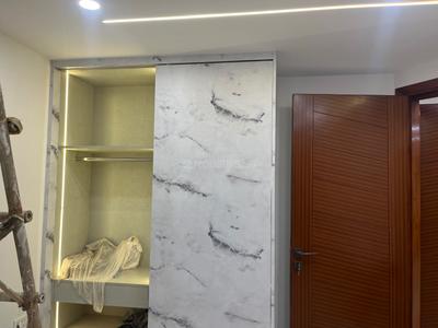 Bedroom Image of 1000 Sq.ft 3 BHK Builder Floor for sale in Janakpuri New Delhi for Rs. 13500000