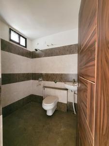 Bathroom Image of 1590 Sq.ft 3 BHK Apartment / Flat for sale in Dolphin Jewel O, Deopuri Raipur for Rs. 5800000