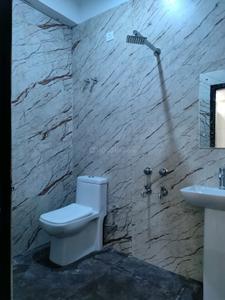 Bathroom Image of 250 Sq.ft 1 RK Independent House for rent in Mahipalpur New Delhi for Rs. 12000