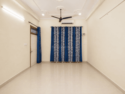 Living Room Image of 1800 Sq.ft 2 BHK Builder Floor for rent in Barkhurdarpur Lucknow for Rs. 16000
