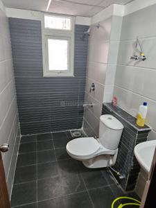 Bathroom Image of 1150 Sq.ft 2 BHK Apartment / Flat for rent in Gazipur Zirakpur for Rs. 16000
