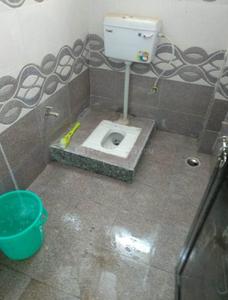 Bathroom Image of 950 Sq.ft 2 BHK Apartment / Flat for sale in Hathod Jaipur for Rs. 2100000