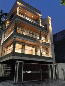 Image of 7000 Sq.ft 8 BHK Independent House for sale in Sector 100, Noida for Rs. 110000000