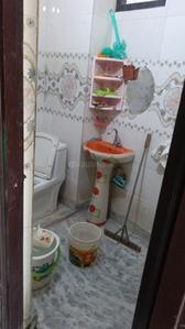 Image of 800 Sq.ft 3 BHK Builder Floor for sale in Shahdara, New Delhi for Rs. 4000000
