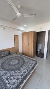 Bedroom Image of 1215 Sq.ft 2 BHK Apartment / Flat for rent in Samved Alpine Heights, Navrangpura Ahmedabad for Rs. 30000
