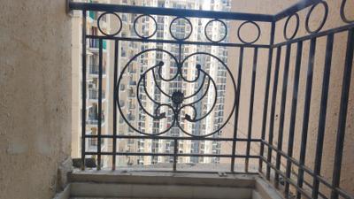 Image of 610 Sq.ft 2 BHK Apartment / Flat for sale in Prateek Grand City, Siddharth Vihar, Ghaziabad for Rs. 6600001