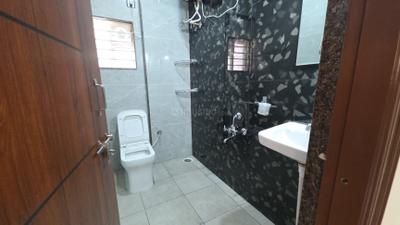 Image of 1300 Sq.ft 2 BHK Independent House for rent in Singasandra, Bengaluru for Rs. 40000
