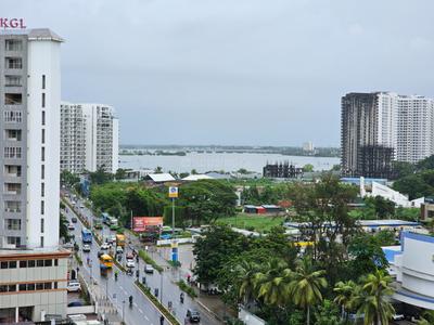 Image of 1700 Sq.ft 3 BHK Apartment / Flat for sale in ABAD Marine Plaza, Marine Drive, Kochi for Rs. 16000000