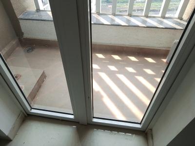 Kitchen Image of 900 Sq.ft 2 BHK Apartment / Flat for rent in Runwal The Central Park, Chinchwad Pune for Rs. 33500