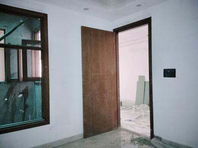 Bedroom Image of 1350 Sq.ft 3 BHK Apartment / Flat for sale in Satbari New Delhi for Rs. 12000000