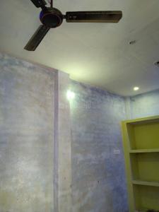 Bedroom Image of 400 Sq.ft 2 BHK Builder Floor for rent in Rajajipuram Lucknow for Rs. 6800