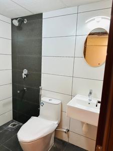 Bathroom Image of 900 Sq.ft 2 BHK Apartment / Flat for rent in Sowparnika Jazzmyna, Kunnamangalam Kozhikode for Rs. 27000