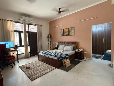 Hall Image of 4000 Sq.ft 4 BHK Independent House for rent in Sector 44 Noida for Rs. 150000