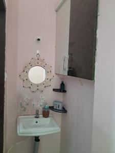 Bathroom Image of 750 Sq.ft 2 BHK Independent House for rent in Kolar Road Bhopal for Rs. 20000