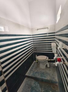 Bathroom Image of 1500 Sq.ft 3 BHK Builder Floor for rent in Dhourra Mafi Aligarh for Rs. 12990
