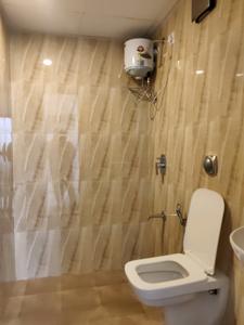 Bedroom Two Image of 950 Sq.ft 2 BHK Apartment / Flat for rent in Lodha Amara, Thane West Thane for Rs. 45000