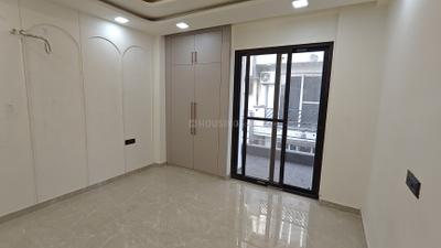 Bedroom Image of 2350 Sq.ft 3 BHK Builder Floor for sale in Palam Vihar Gurgaon for Rs. 26000000