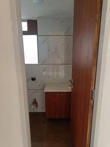 Bathroom Image of 2450 Sq.ft 5 BHK Apartment / Flat for sale in Juhu Mumbai for Rs. 120000000