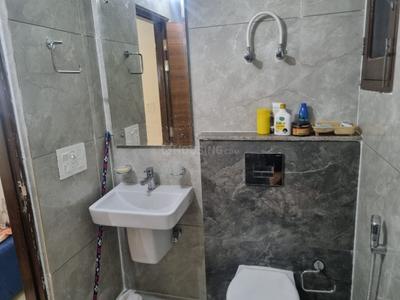 Bathroom Image of 835 Sq.ft 2 BHK Apartment / Flat for rent in Gillco Palms, Sector 115 Mohali for Rs. 24000