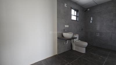 Sriprad Aayansh Bathroom One 4