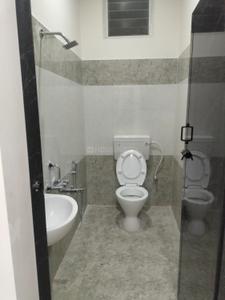 Bathroom Image of 800 Sq.ft 2 BHK Independent House for rent in Vilangudi Madurai for Rs. 15000