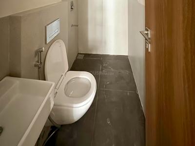 Bathroom Image of 660 Sq.ft 1 BHK Apartment / Flat for rent in Piramal Vaikunth , Thane West Thane for Rs. 26000