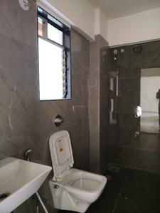 Common Bathroom Image of 850 Sq.ft 2 BHK Apartment / Flat for sale in Mahant Sahyadree, Goregaon East Mumbai for Rs. 16500000