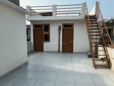 Balcony Image of 450 Sq.ft 1.5 BHK Builder Floor for rent in Sector 110 Gurgaon for Rs. 12000