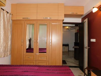 Bedroom Image of 590 Sq.ft 1 BHK Apartment / Flat for rent in CMG Girnar Tower, Mazgaon Mumbai for Rs. 65000