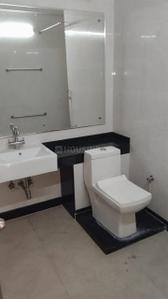 Bathroom Image of 1550 Sq.ft 3 BHK Apartment / Flat for sale in Raviraj Fortaleza Apartment, Kalyani Nagar Pune for Rs. 21500000