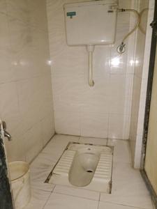 Common Bathroom Image of 750 Sq.ft 1 BHK Apartment / Flat for rent in Taloja Navi Mumbai for Rs. 25000