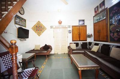 Hall Image of 1350 Sq.ft 3 BHK Independent House for sale in Paldi Ahmedabad for Rs. 8000000