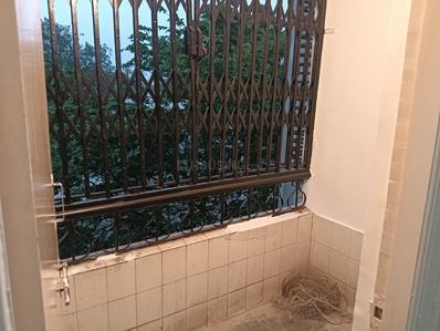Balcony Image of 2750 Sq.ft 4 BHK Apartment / Flat for rent in Gulbai Tekra Ahmedabad for Rs. 45000